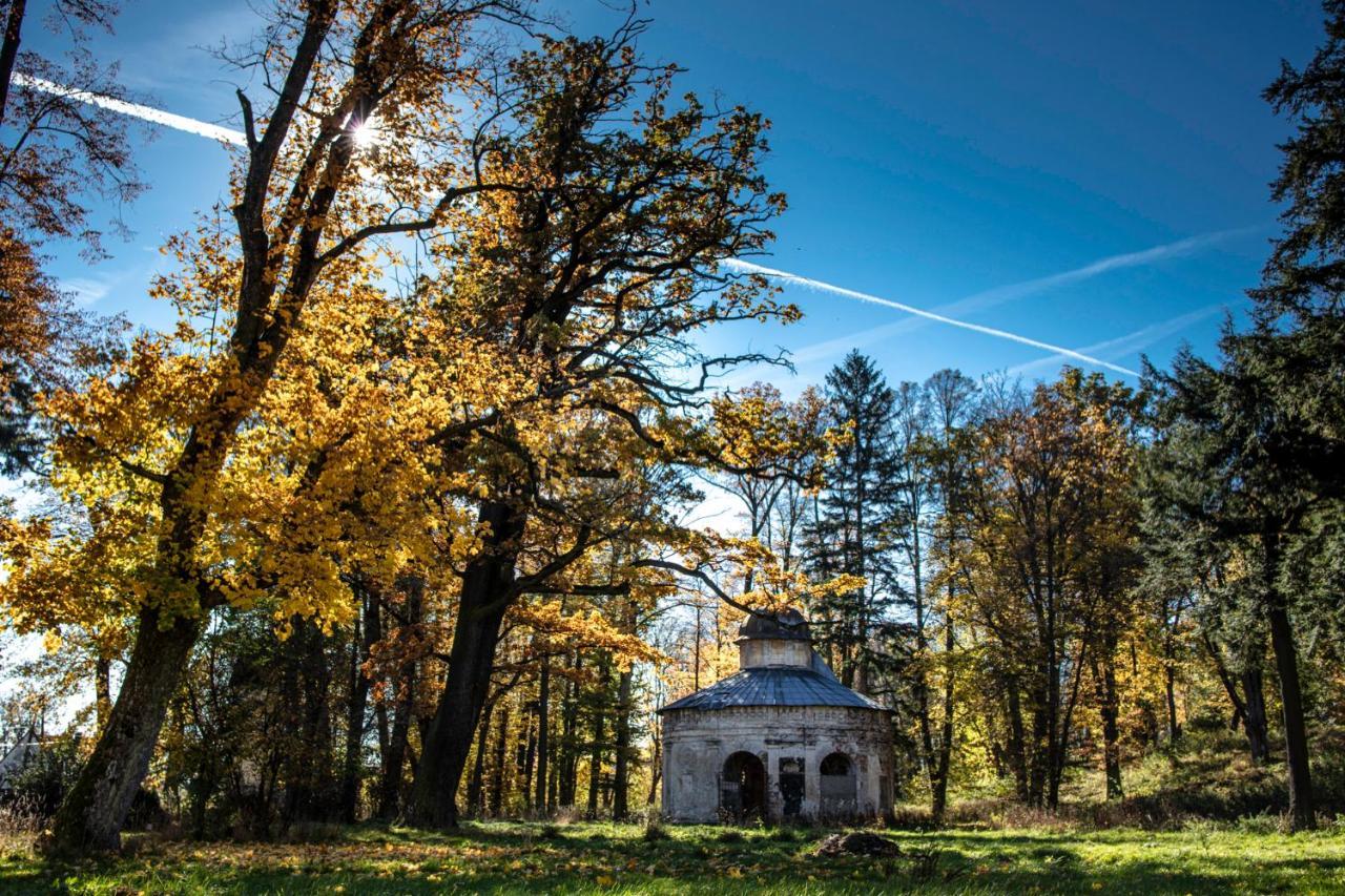 Palac Gorzanow Luaran gambar