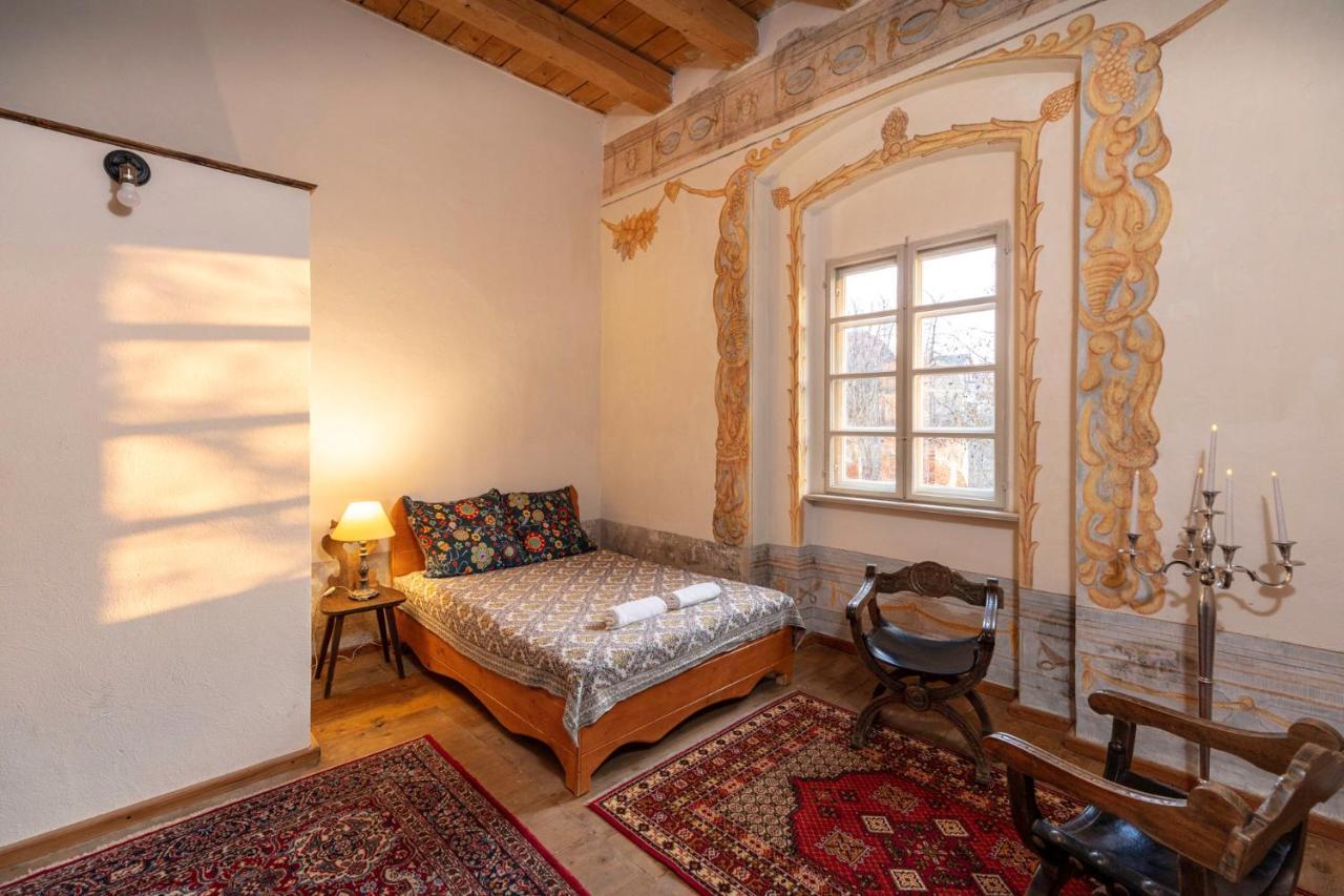 Palac Gorzanow Luaran gambar