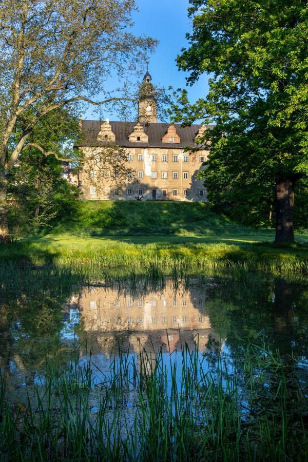 Palac Gorzanow Luaran gambar